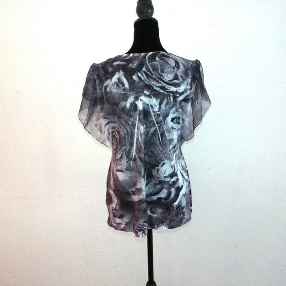 One world, white/black butterfly sleeve floral top, with embroidery, shiny studs - Picture 8 of 10